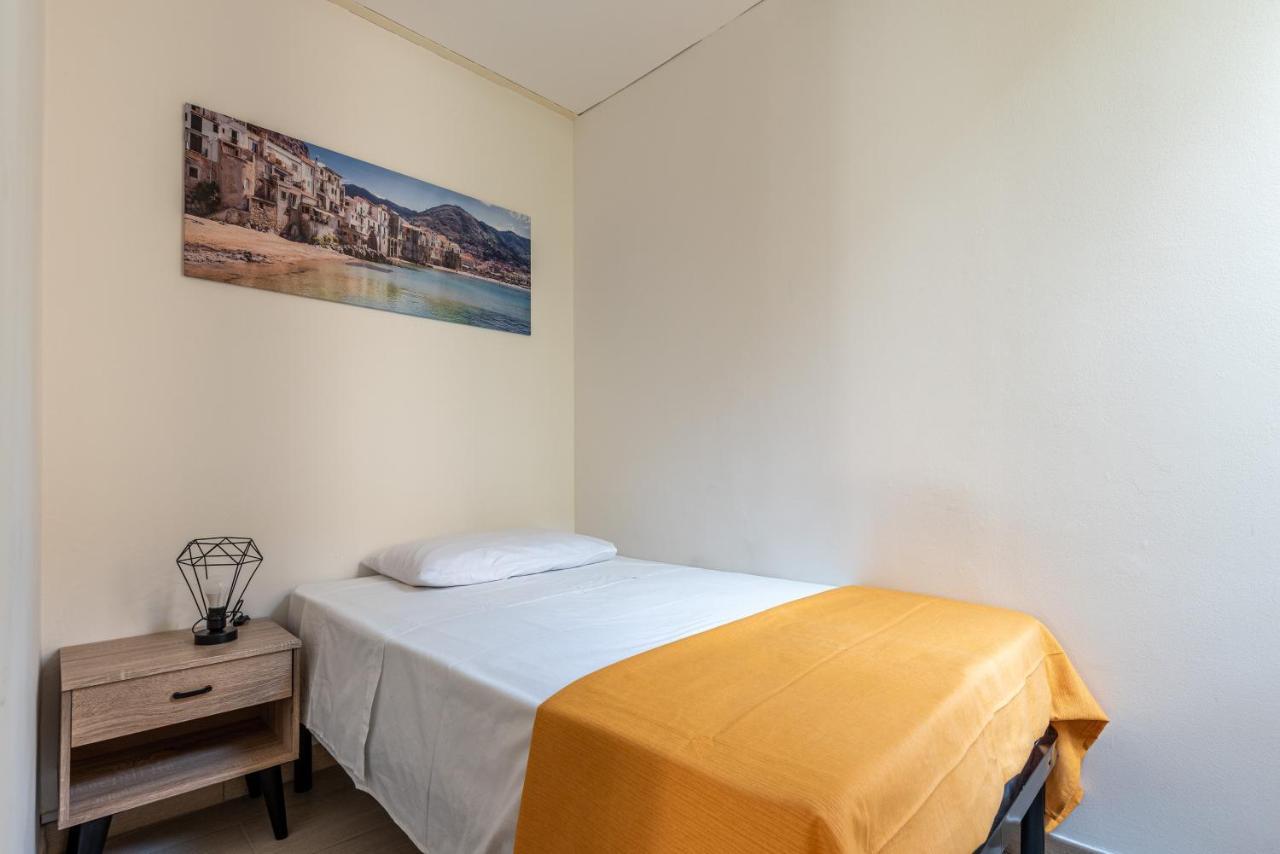 I Mori-Holiday Apartment Palermo Buitenkant foto