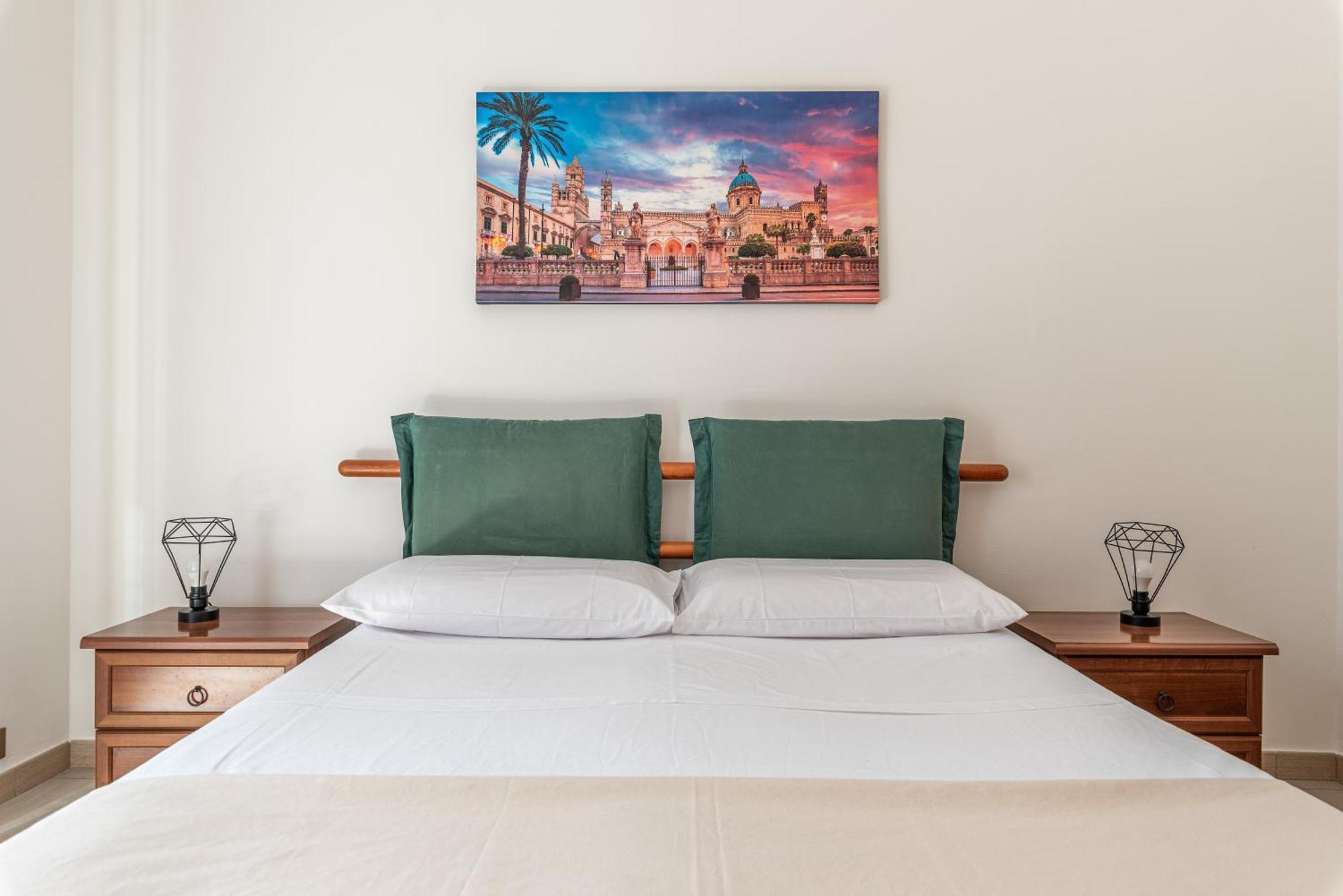 I Mori-Holiday Apartment Palermo Buitenkant foto