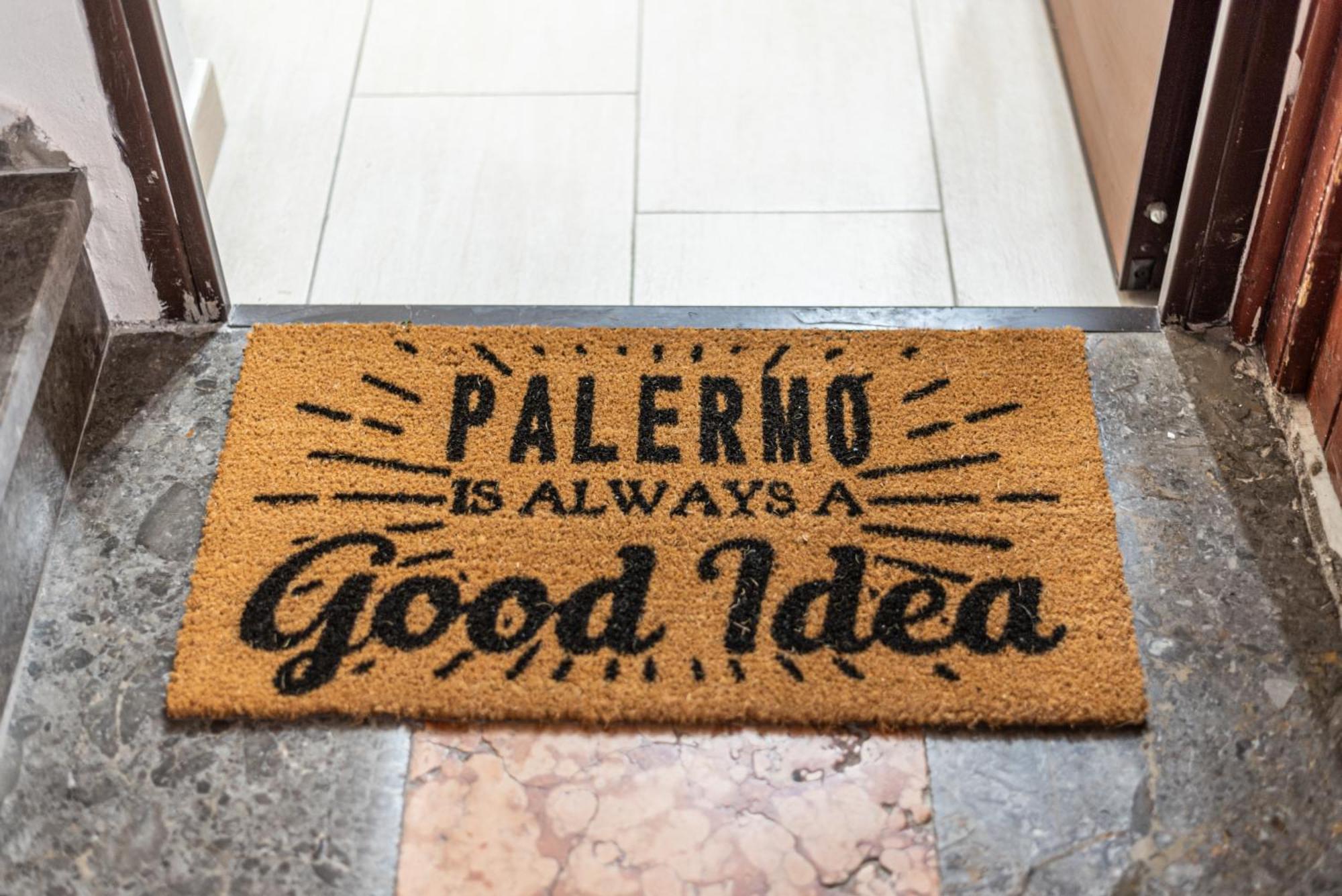 I Mori-Holiday Apartment Palermo Buitenkant foto